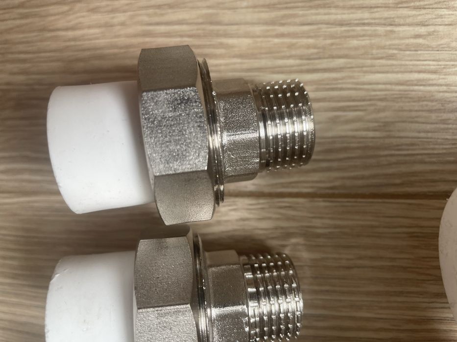 Фитинг муфта американка 32 20