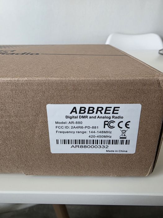 ABBREE AR-880 stație radio digitală DMR de mare putere (10W), dual-band (VHF/UHF)