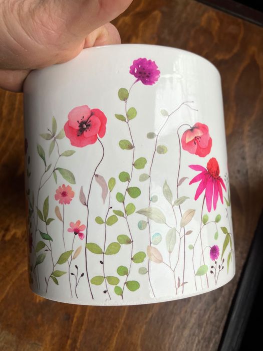 Керамична кашпа / саксия, флорална - мак, ехинацея.., солидна, НОВА