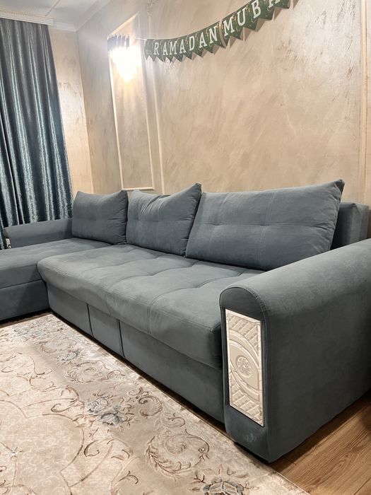 Диван в хорошем состоянии