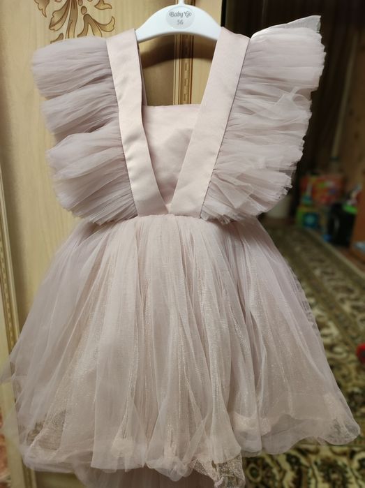 Продам детское нарядное платье