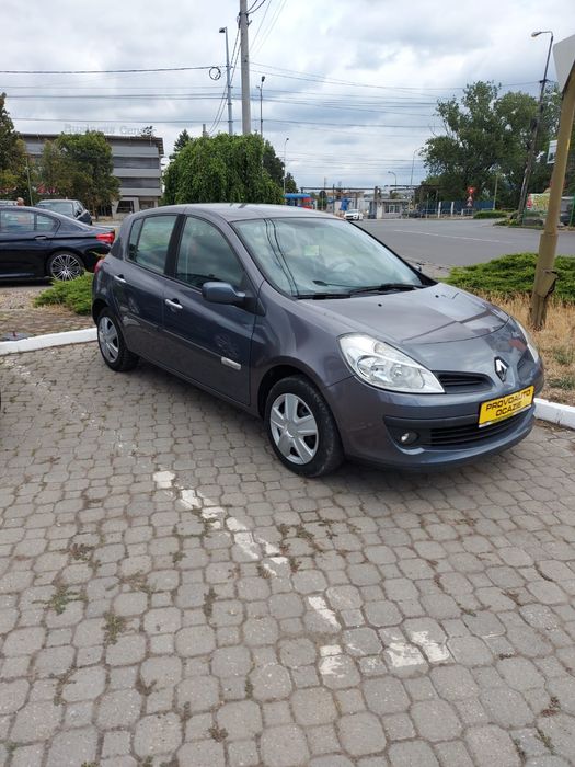 Vind turbina renault clio 3 dizel , alternator  și cutie viteze