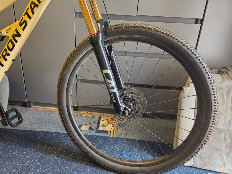 Горный велосипед даунхилл