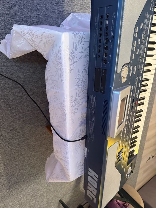 Korg Pa800 in stare perfecta de functionare