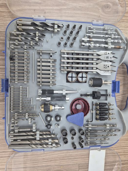 Продам набор сверл