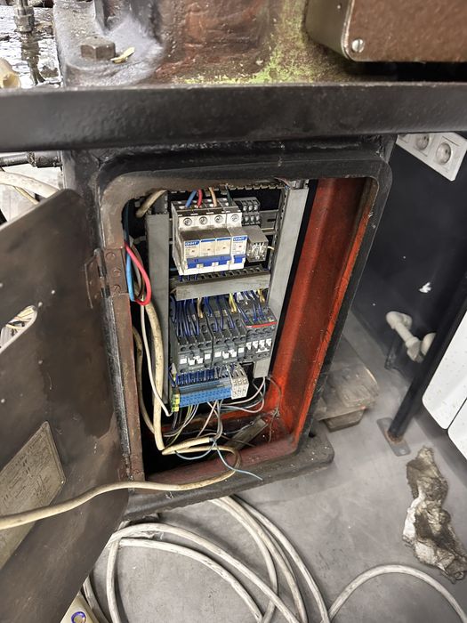 Продам токарный станок ТВ -320