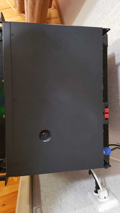 Усилвател ZEUS II H-1800 - работещ