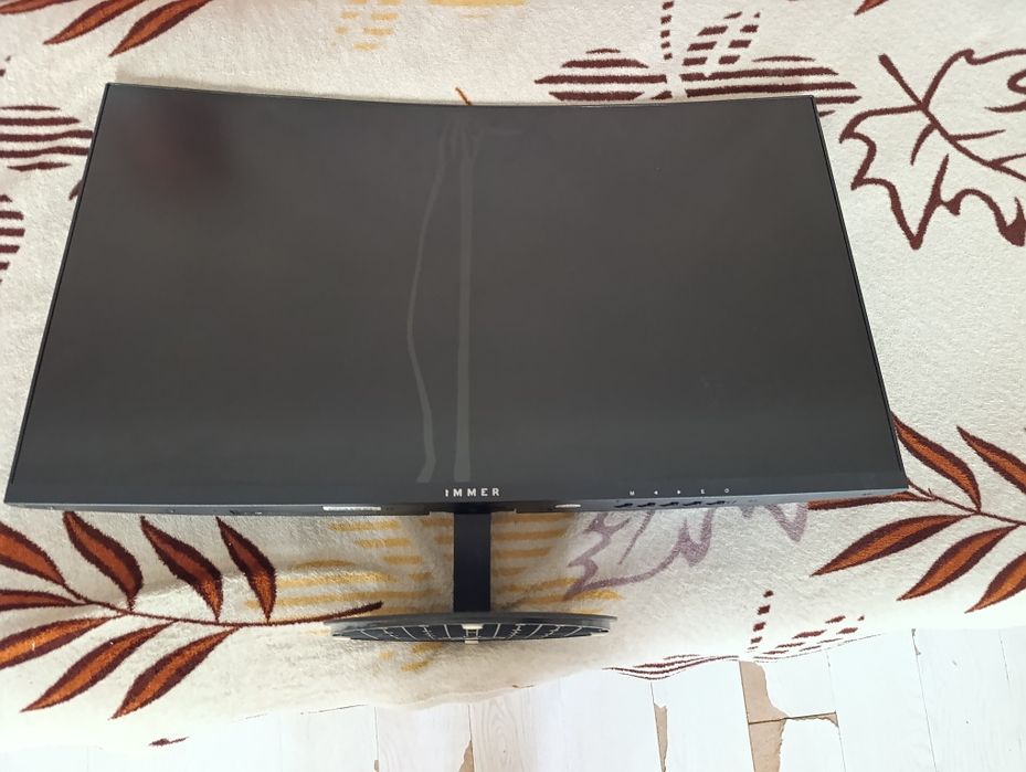 Продам монитор не показывает картинку