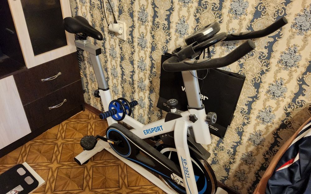 Велотренажёр в отличном состоянии
