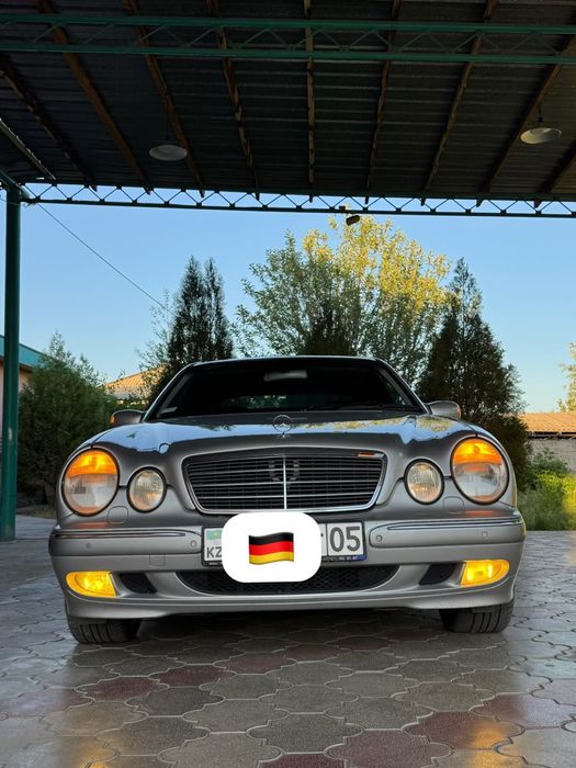 Mercedes benz E280