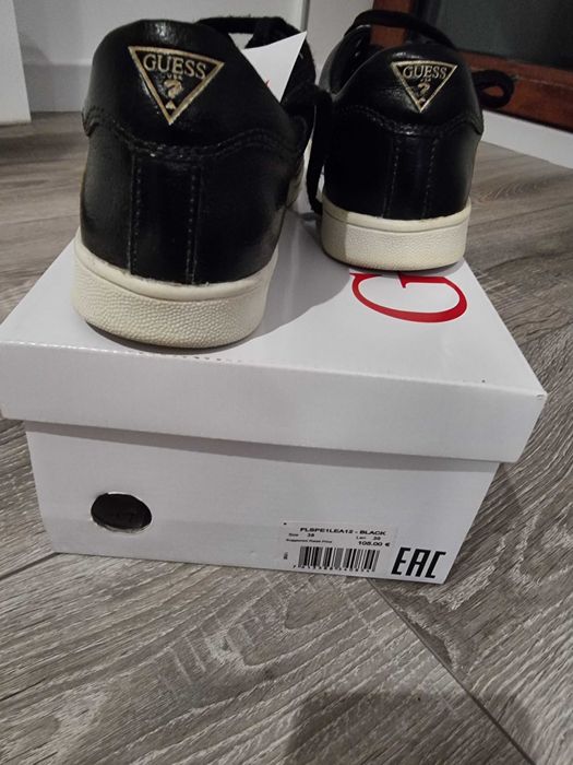 GUESS  сникърси / маратонки номер 38