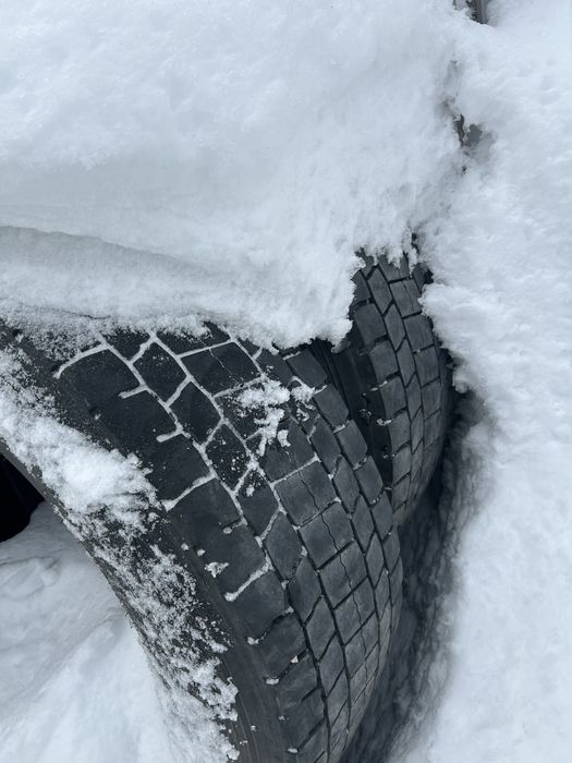 Продам шины грузовые