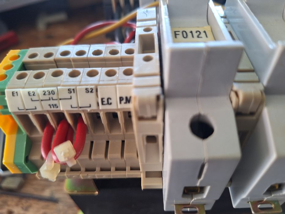 Transformator de separație Legrand 220v -400v /115v-220v0