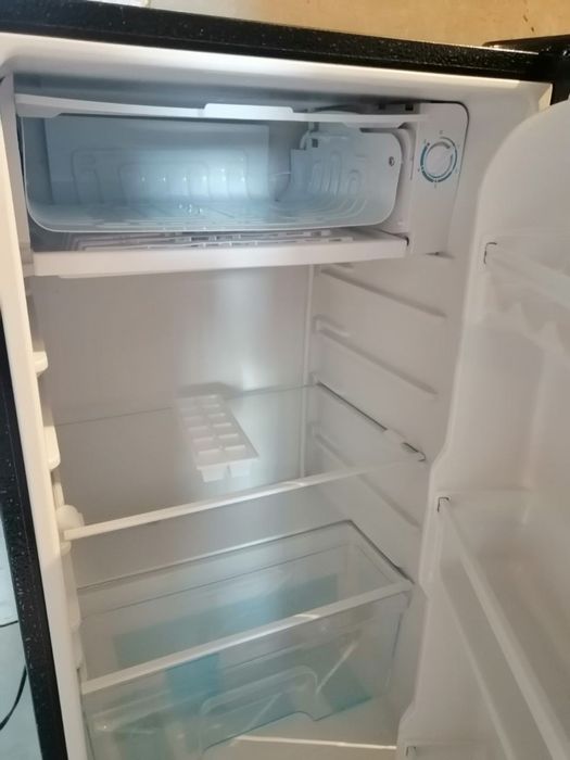 Мини холодильник Айва 90 л. В Ташкенте