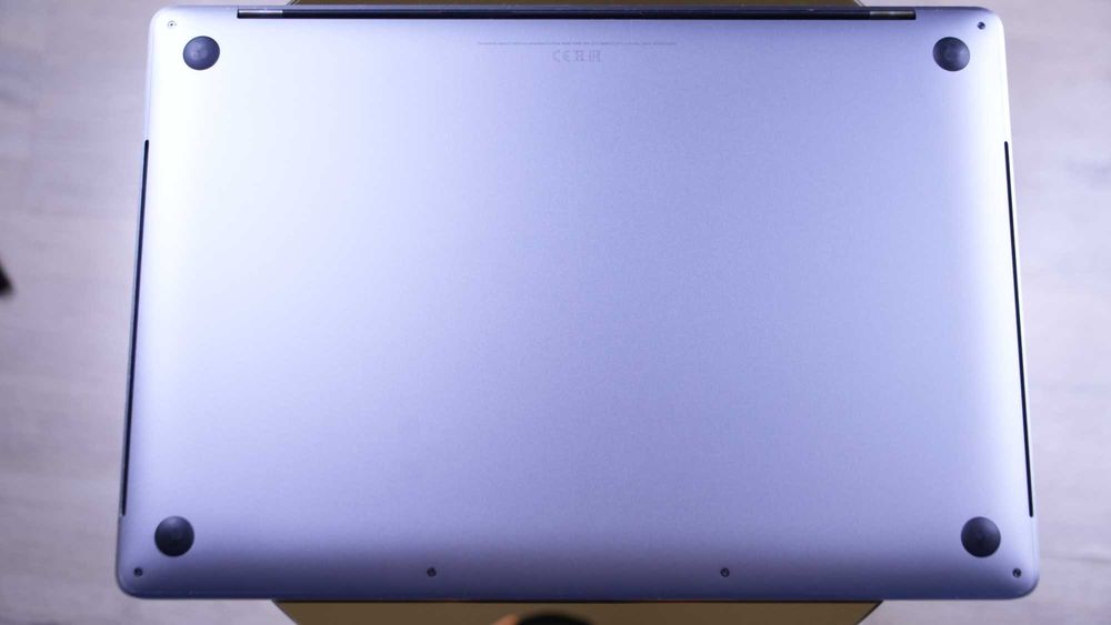 MacBook Pro 15” i7 6-core / 16GB / Radeon 560X – Laptop PRO pentru editare (rapid & stabil)