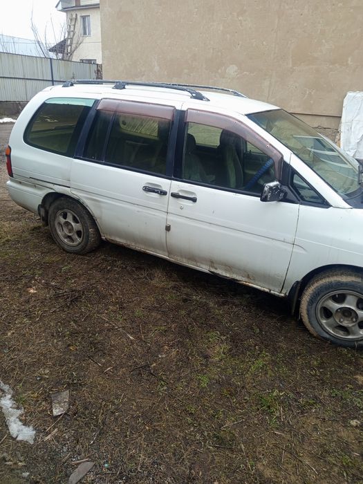 Продам Ниссан Прерия Джой