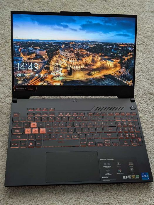Laptop gaming ASUS TUF F15 i7 13700H / RTX 4070 / 64GB RAM / 1TB SSD