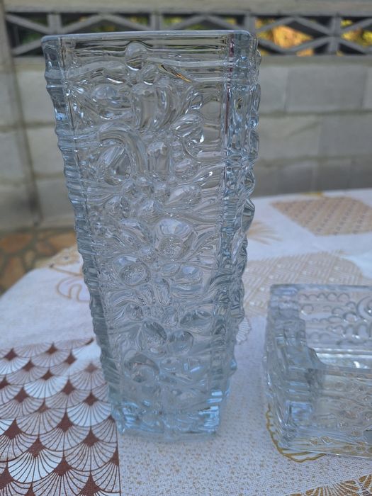 Кристален комплект Ваза и пепелник