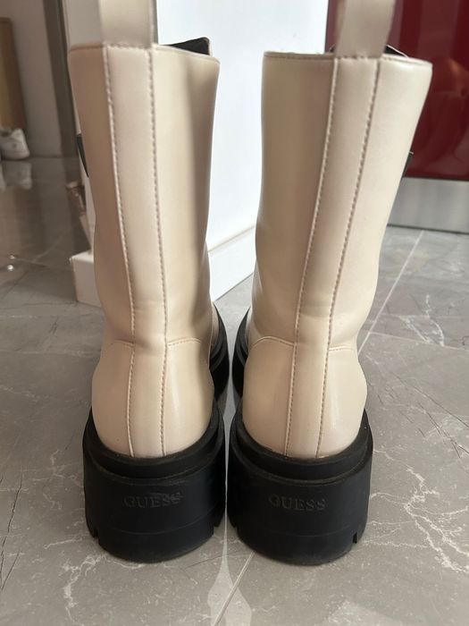 Botine/Cizme Guess