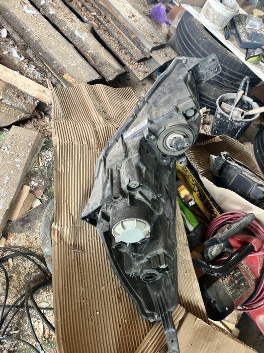 Фары на субару аутбек