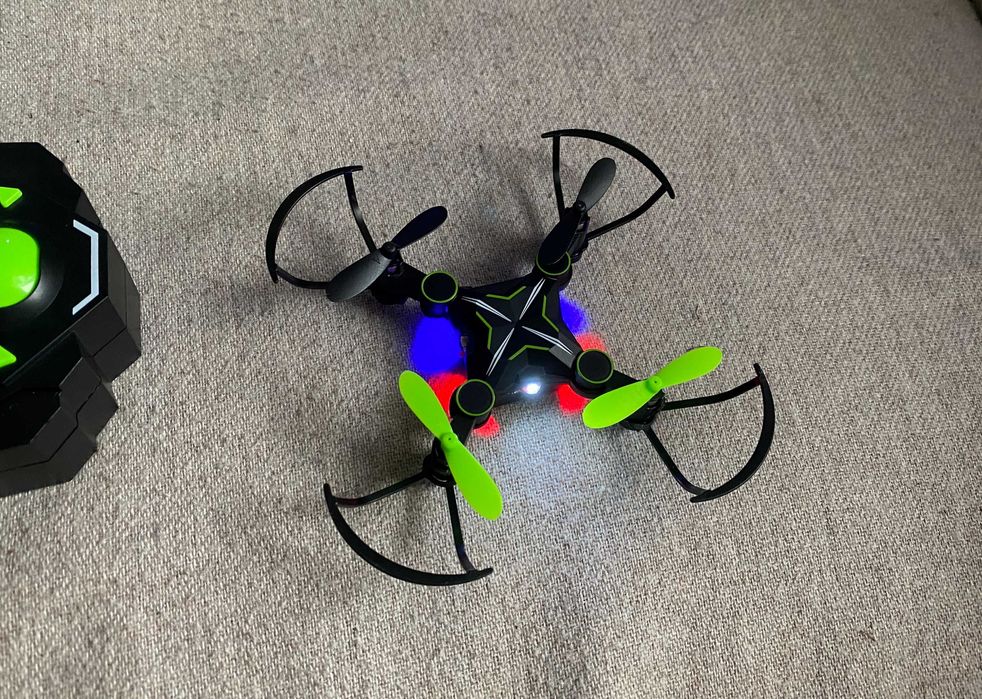 Dronă GizmoVine 901HS WiFi FPV, nouă în cutie, cu telecomandă inclusă