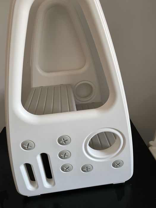 Scaunel inaltator pentru copii cu manere