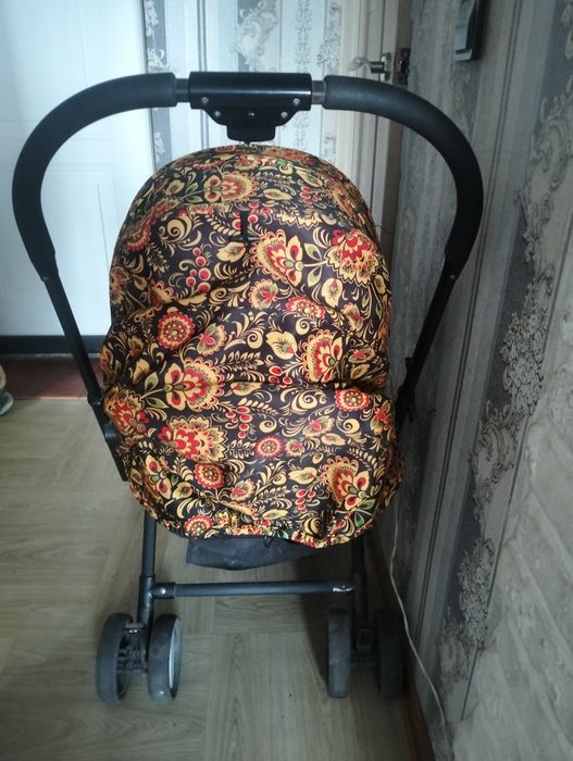 Коляска прогулочная