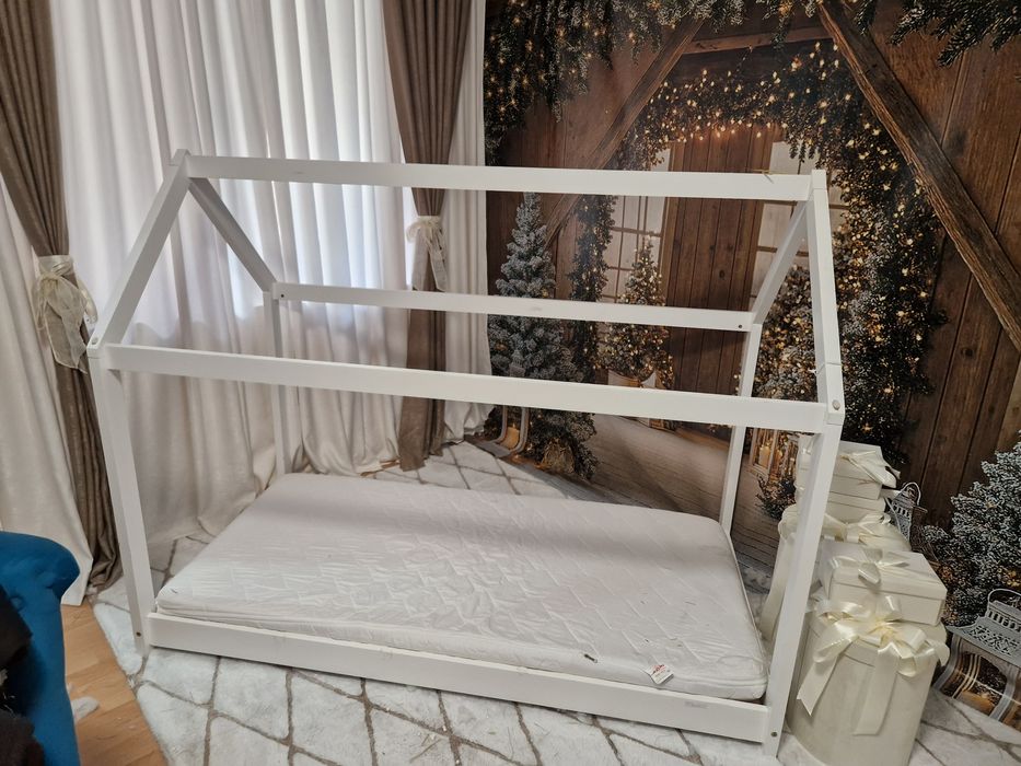 Детско легло монтесори