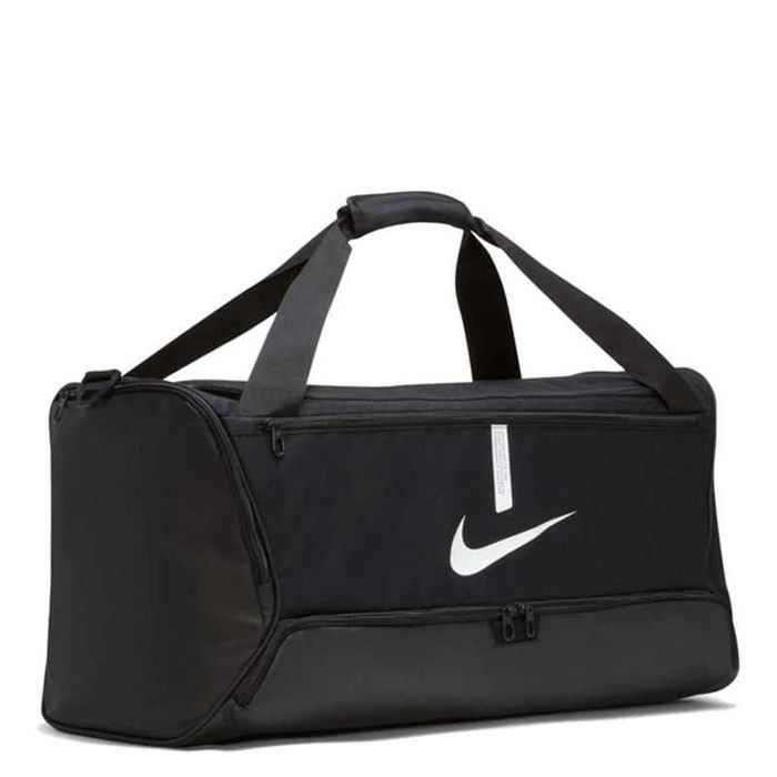 3 размера Nike оригинални сакове,