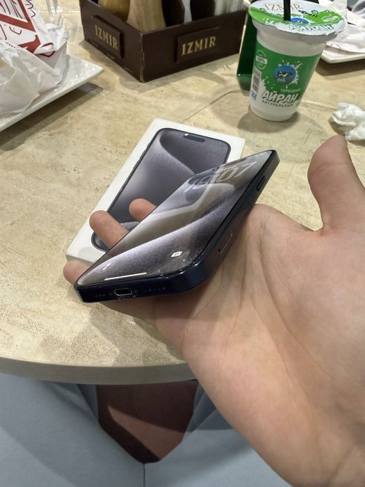 iPhone 15 Pro 93%Акб