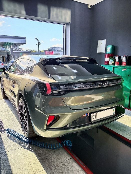 Замена масла Zeekr 001 (Рестайлинг)