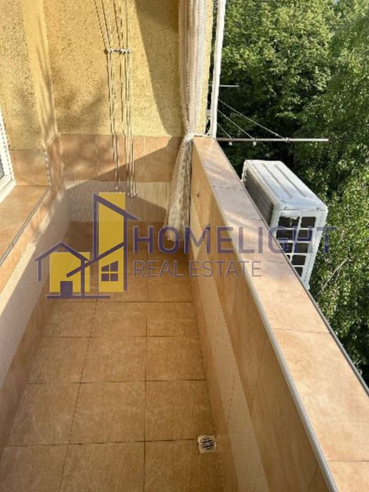 Двустаен апартамент в кв. Красно село