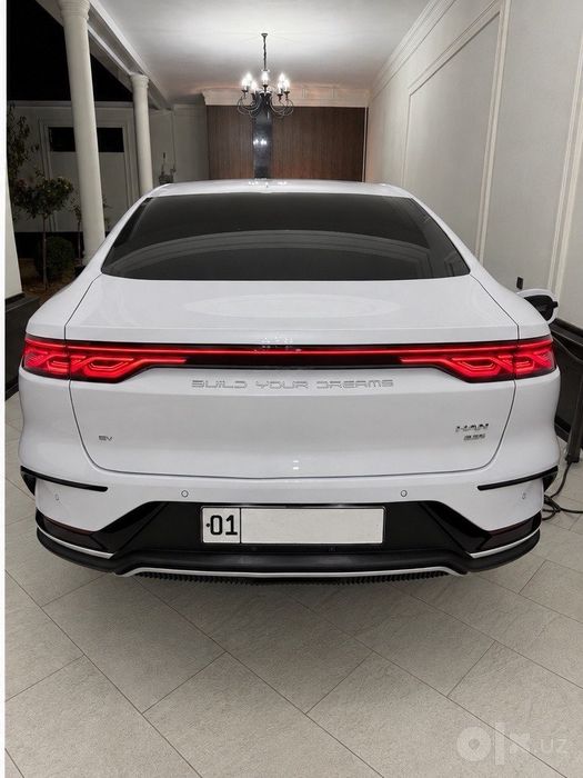 Byd Han 3,9 sek Toza