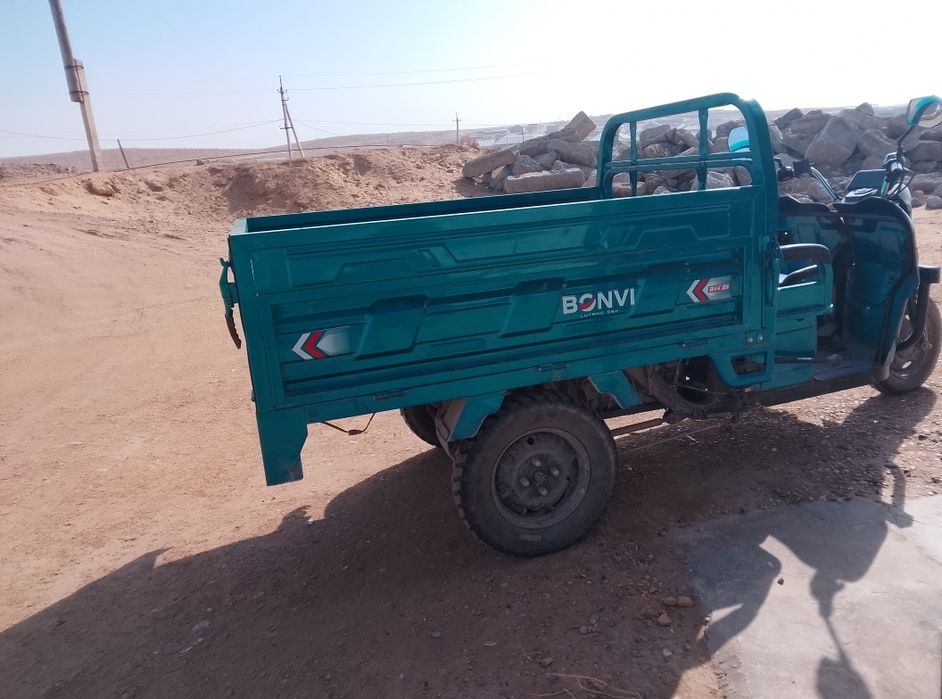 Муравей Muravey янгидей турибди