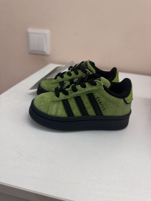 Продам новые кроссовки!