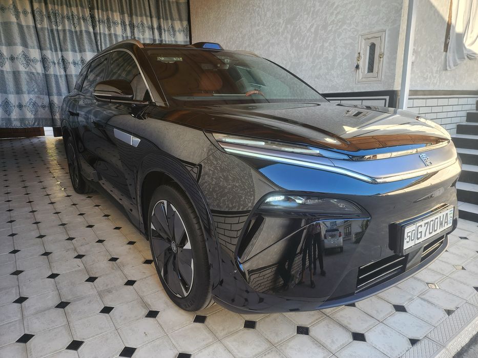 BYD BYD Tang L 2025 Dual Motor 3,9 секунд