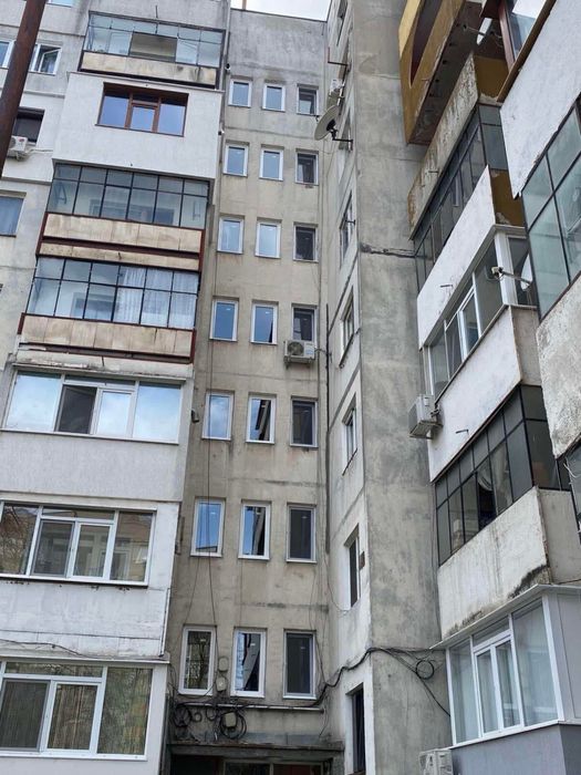 Изработка на PVC дограма и комарници