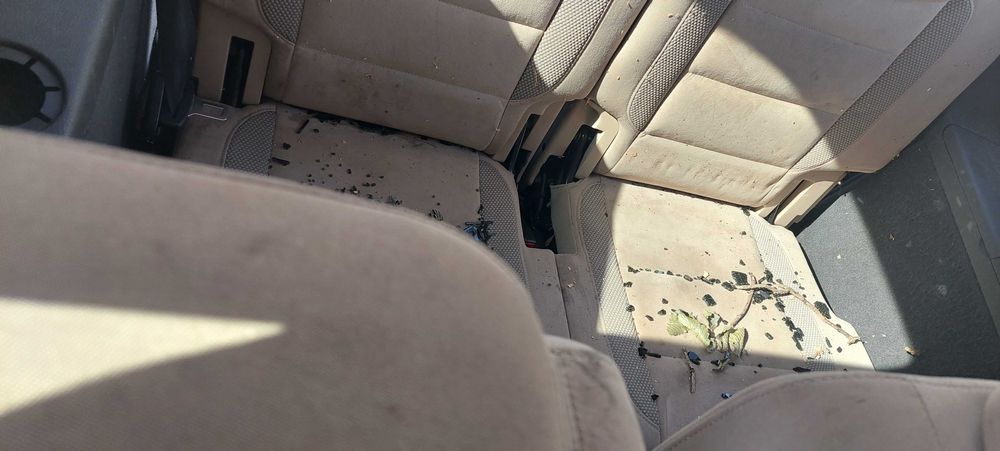 VW Touran 2.0 TDI Фолксваген Туаран на части!!
Юли 2011