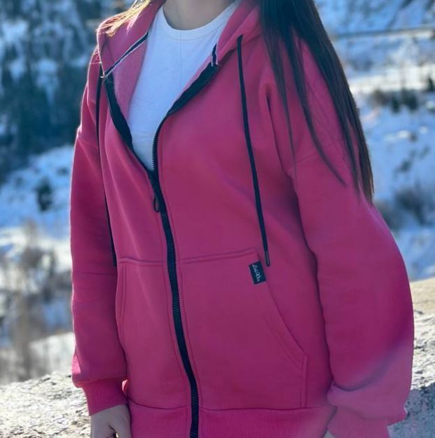 Продам костюм в отличном состоянии