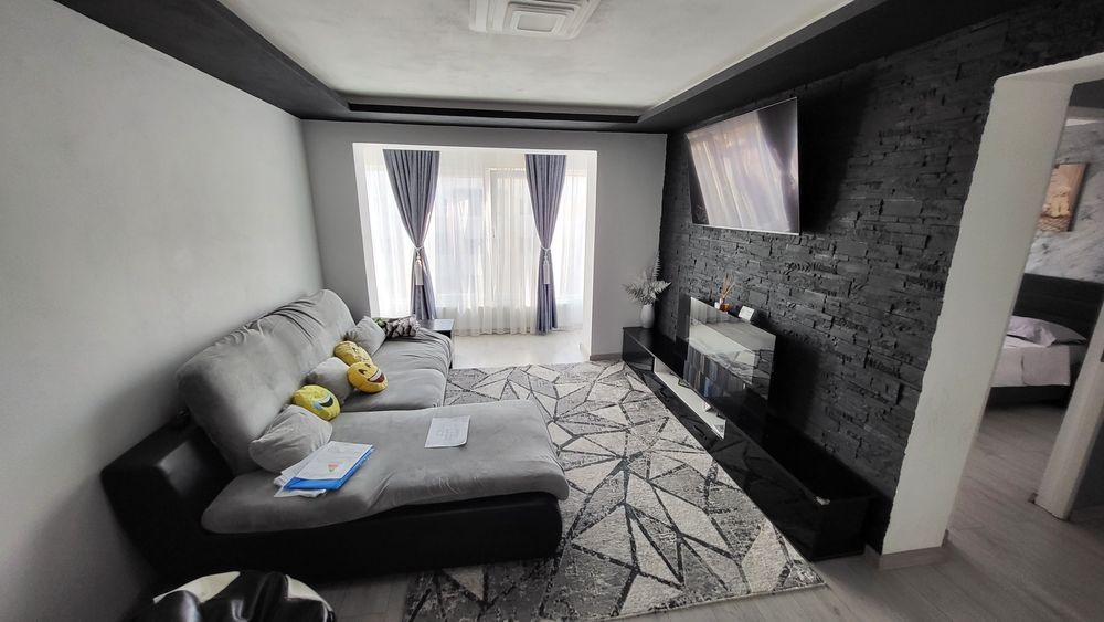 Vând apartament 4 camere. Aleea teilor