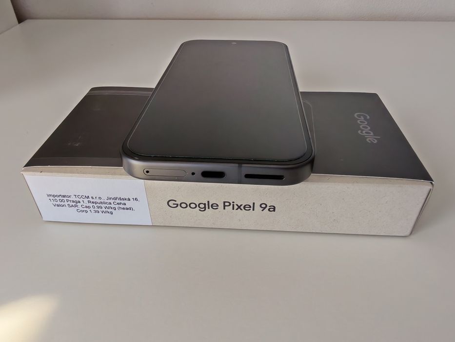 Telefon Google Pixel 9a, 8/128, ca nou, garantie