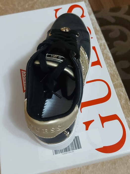 Guess Sneakers Bevlee FL7BVL ELE12 37ми номер