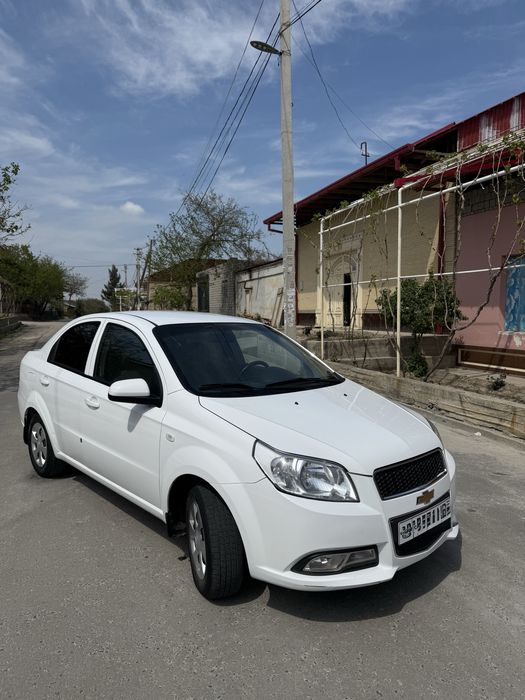 Срочно нексия 3 сотилади