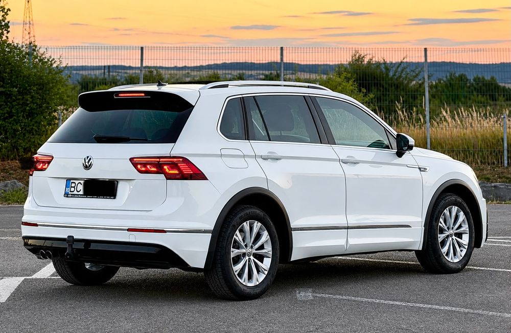 VOLKSWAGEN Tiguan 2018 — imagine 3