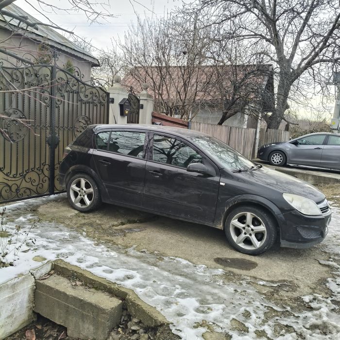 Vând Opel astra H