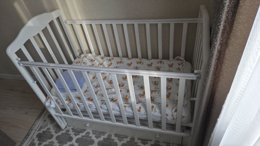 Продам детскую кроватку