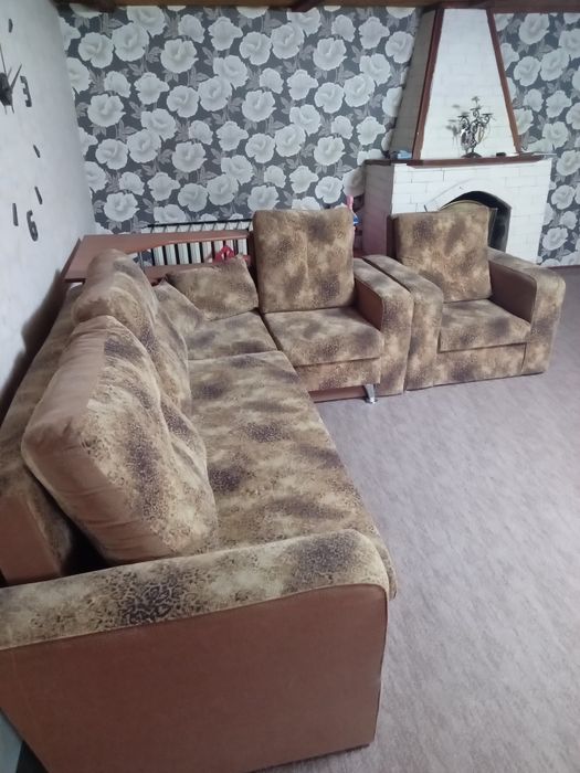 Диван угловой с креслом