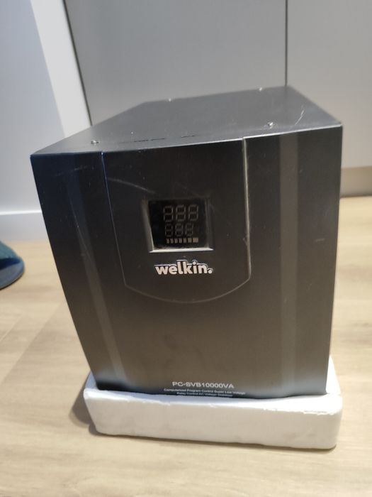Продается напольный стабилизатор напряжения Welkin PC-SVB5000VA. 
Назн