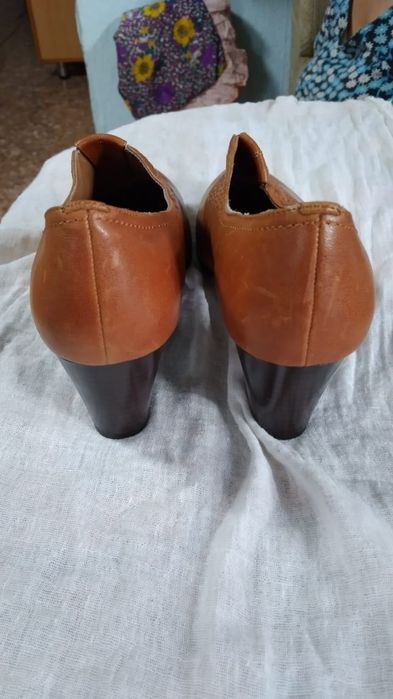 Туфли новые кожаные 39