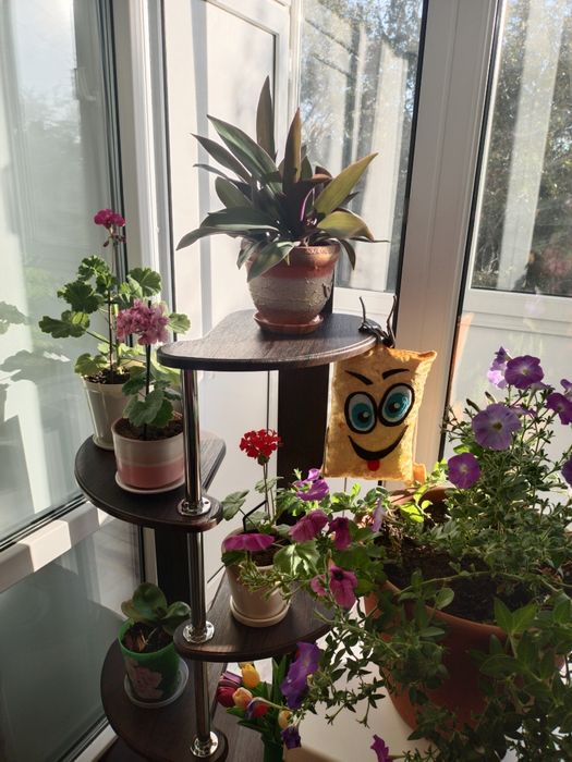 Этажерка многофункциональная